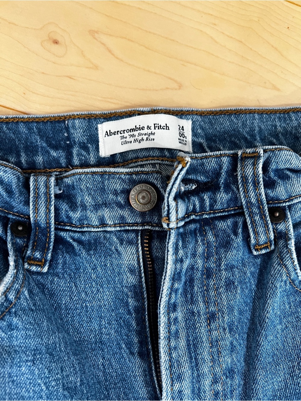 Abercrombie & Fitch 90s ultra high rise